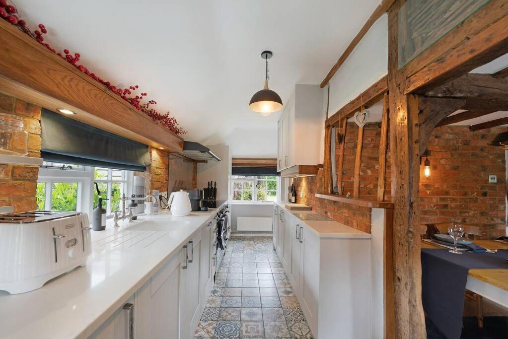 Local Walks Pub Gardens Pet Friendly Landscaped Gardens And Free Private Parking Villa Doddington  Eksteriør bilde