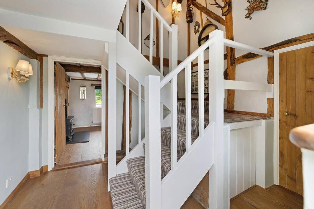 Local Walks Pub Gardens Pet Friendly Landscaped Gardens And Free Private Parking Villa Doddington  Eksteriør bilde